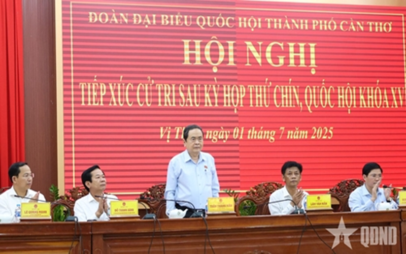 Chủ tịch Quốc hội Trần Thanh Mẫn tiếp xúc cử tri TP Cần Thơ sau Kỳ họp thứ chín, Quốc hội khóa XV