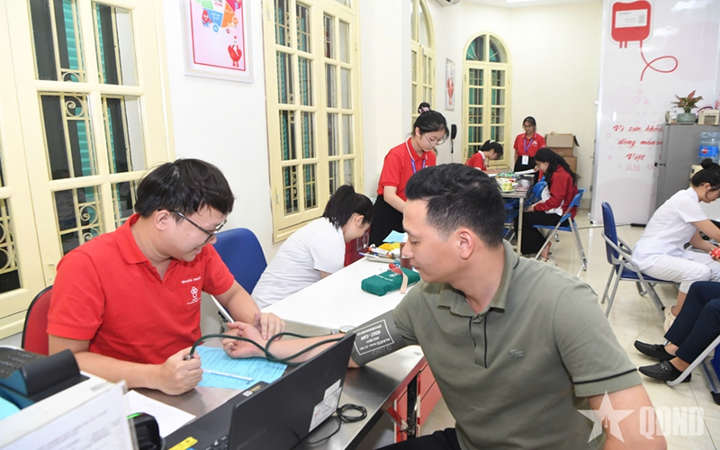 Góp sức bảo đảm nguồn máu điều trị trong dịp hè