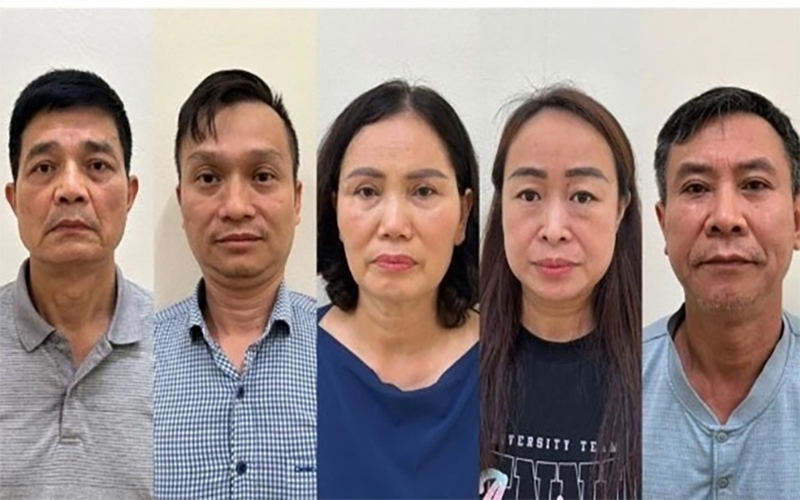 Khởi tố nguyên Cục trưởng Cục An toàn thực phẩm thuộc Bộ Y tế Nguyễn Thanh Phong và 17 bị can khác
