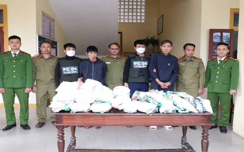 Bổ sung các quy định kiểm soát hoạt động hợp pháp liên quan đến ma túy vào trong Luật