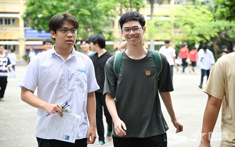 Điểm trung bình thi tốt nghiệp THPT giảm, dự kiến điểm chuẩn đại học giảm 2-3 điểm
