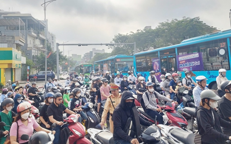 Xử lý ô nhiễm không khí đô thị: Cần bài toán căn cơ, bền vững