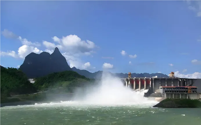 15 giờ ngày 18-7, đóng cửa xả đáy số 1 hồ thủy điện Tuyên Quang