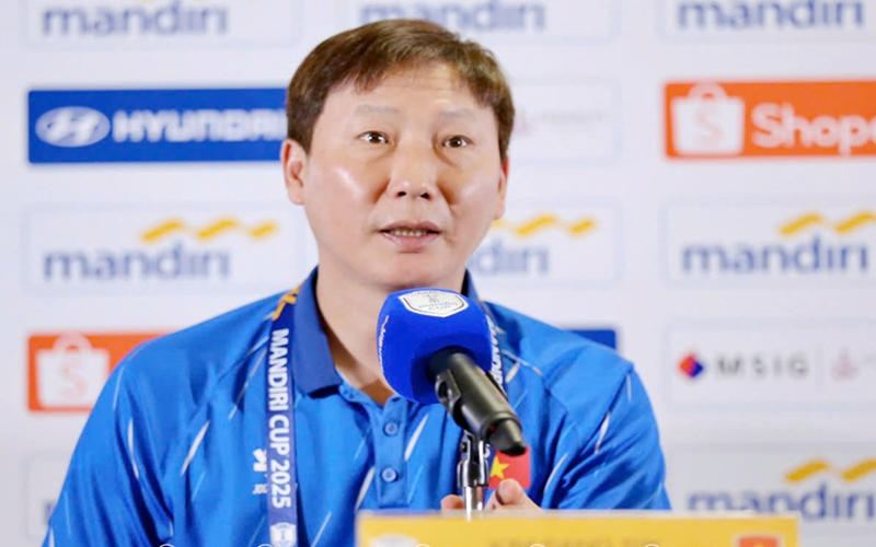 Huấn luyện viên Kim Sang-sik: “U23 Việt Nam sẽ thắng U23 Indonesia ở chung kết”