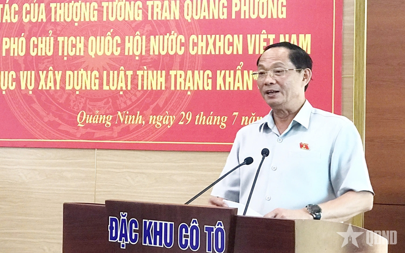 Phó chủ tịch Quốc hội Trần Quang Phương khảo sát tại Đặc khu Cô Tô, tỉnh Quảng Ninh