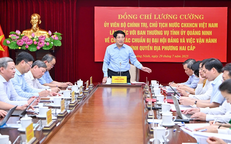 Chủ tịch nước Lương Cường làm việc với Ban Thường vụ Tỉnh ủy Quảng Ninh về việc vận hành chính quyền địa phương 2 cấp