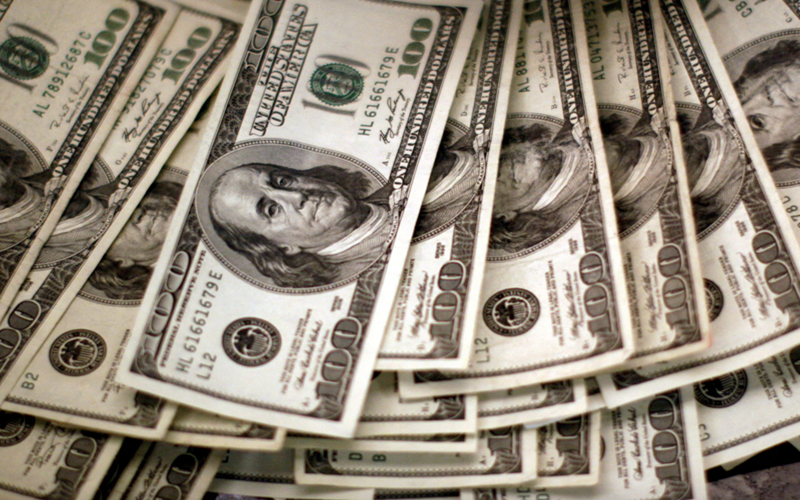 Tỷ giá USD hôm nay (2-8): Đồng USD lao dốc