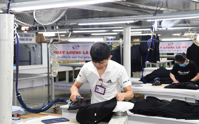 Chủ động thích ứng, biến thách thức thành cơ hội nâng tầm kinh tế Việt Nam