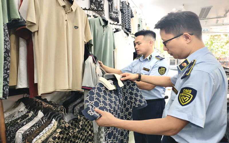 Lào Cai: Tăng cường công tác chống buôn lậu, gian lận thương mại và hàng giả sau hợp nhất