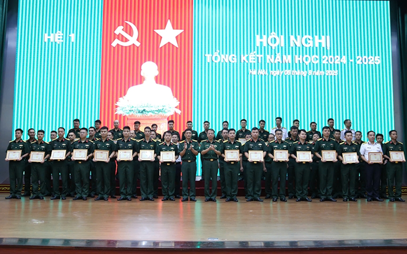 Hệ Đào tạo Cán bộ chính trị cấp chiến thuật, chiến dịch, Học viện Chính trị tổng kết năm học 2024-2025