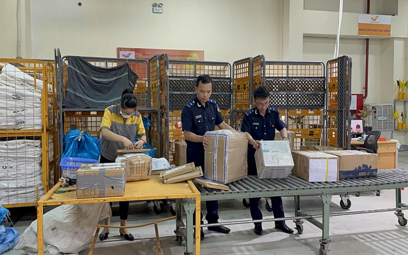 Chính thức áp dụng quy định về giao dịch điện tử trong lĩnh vực thuế đối với hàng hóa xuất khẩu, nhập khẩu, quá cảnh