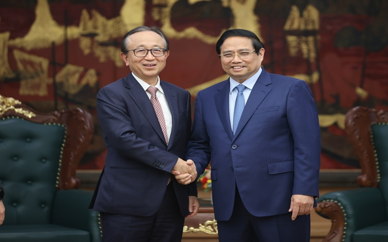 Thủ tướng Phạm Minh Chính tiếp Tổng giám đốc Tập đoàn tài chính MUFG, Nhật Bản