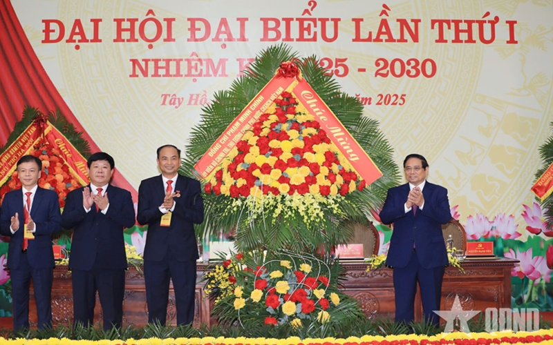 Thủ tướng Phạm Minh Chính: Xây dựng Tây Hồ kiểu mẫu, đi đầu trong tất cả các lĩnh vực