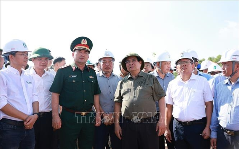 Thủ tướng Phạm Minh Chính: Đến 19-8 phải hoàn thành dự án đường dây tải điện 500kV Lào Cai - Vĩnh Yên