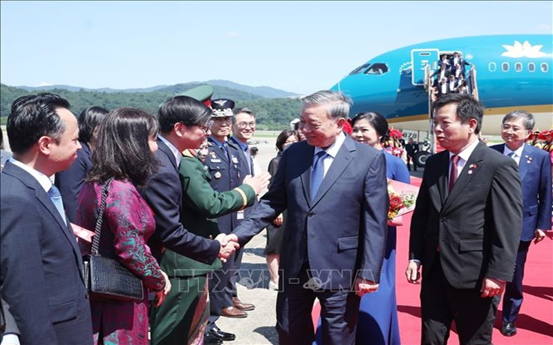 Tổng Bí thư Tô Lâm và Phu nhân bắt đầu thăm cấp Nhà nước Đại Hàn Dân Quốc