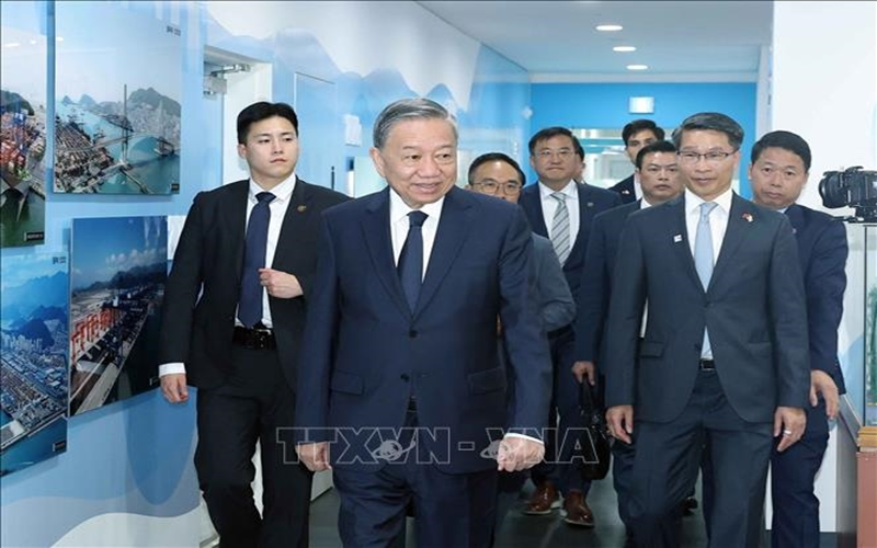 Tổng Bí thư Tô Lâm thăm cảng biển Busan, Hàn Quốc