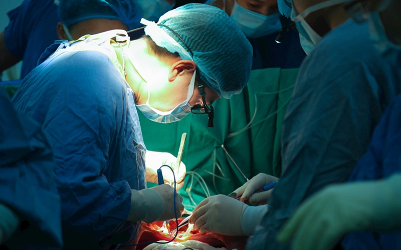Lần đầu tiên Việt Nam ghép thành công đồng thời tim - phổi cho bệnh nhân suy đa tạng