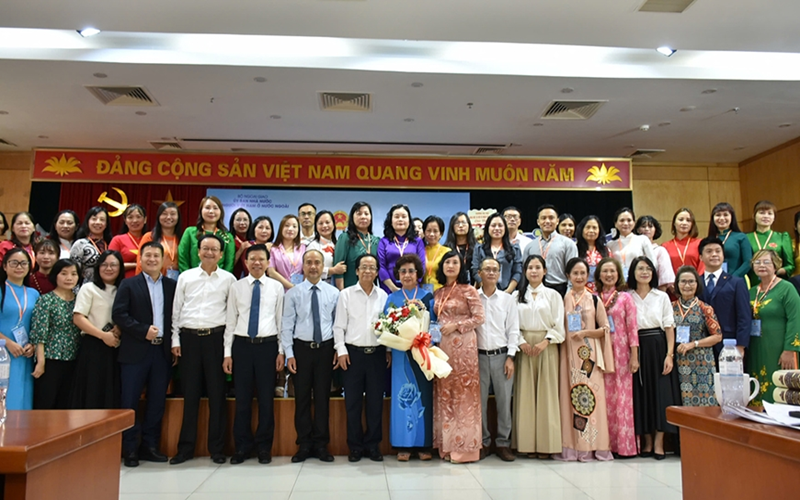 Khai mạc khóa tập huấn giảng dạy tiếng Việt cho giáo viên kiều bào