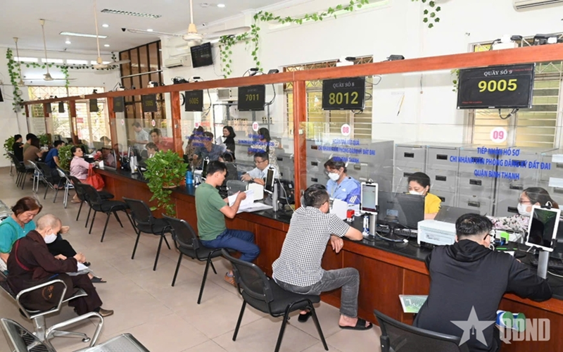 Bộ Tư pháp đề xuất cho phép công chức cấp xã được thực hiện chứng thực
