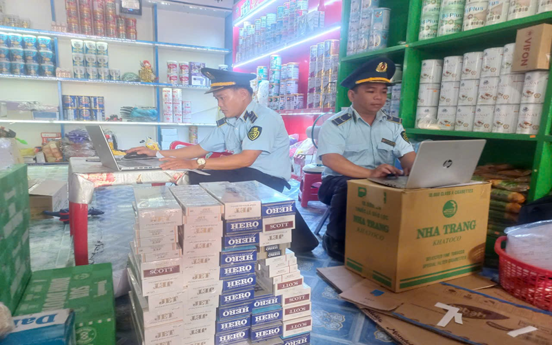 Buôn bán 480 bao thuốc lá điếu nhập lậu, 01 cơ sở bị phạt 20 triệu đồng