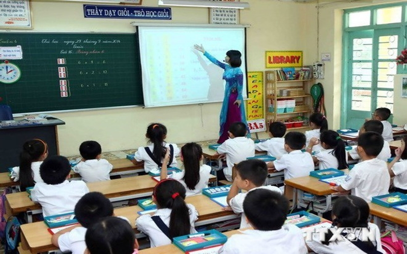 Tránh dùng người kiểu “thợ mộc bảo rèn dao”