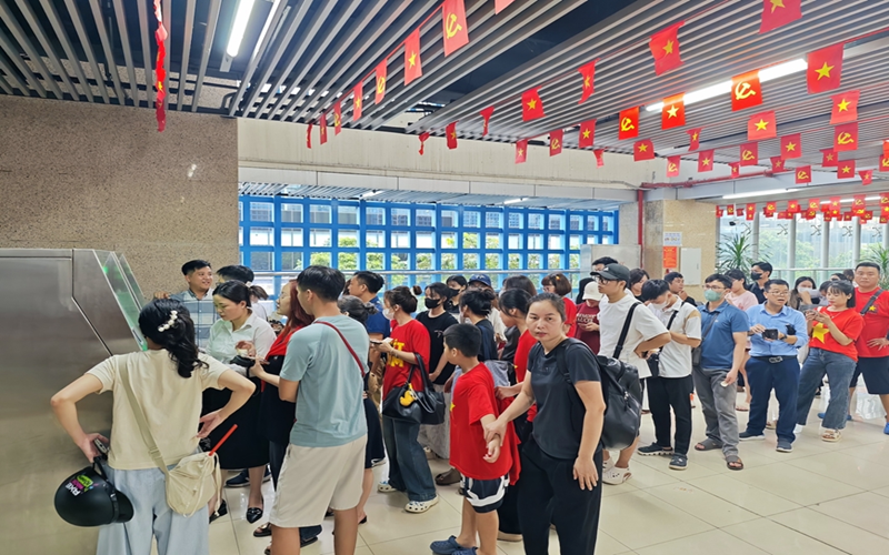 Hà Nội: Miễn phí vé xe buýt, tàu điện dịp Quốc khánh