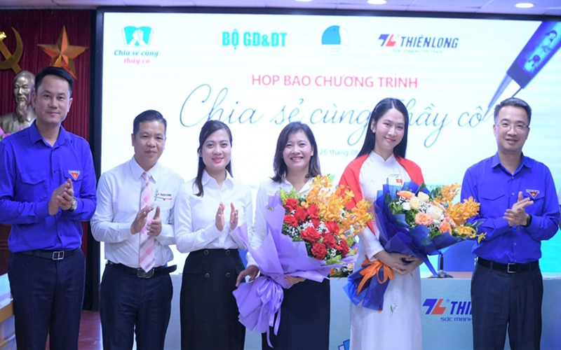 Tìm kiếm và vinh danh 80 giáo viên tiêu biểu của 248 xã, phường, đặc khu vùng biên giới