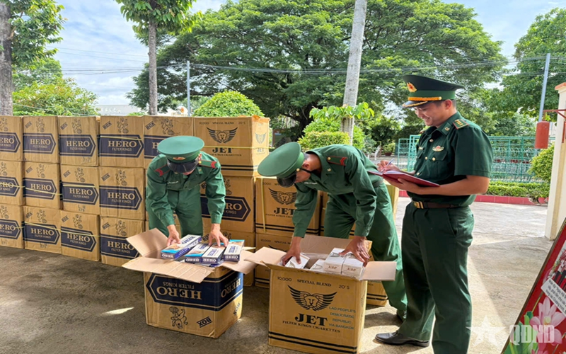 Bắt giữ 15.000 bao thuốc lá lậu ở khu vực biên giới An Giang