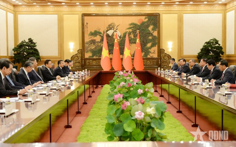 Chủ tịch nước Lương Cường hội đàm với Tổng Bí thư, Chủ tịch Trung Quốc Tập Cận Bình