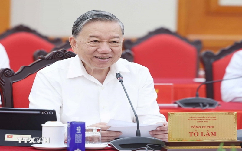 Bộ Chính trị cho ý kiến về công tác chuẩn bị Đại hội Đảng bộ Mặt trận Tổ quốc, các đoàn thể Trung ương