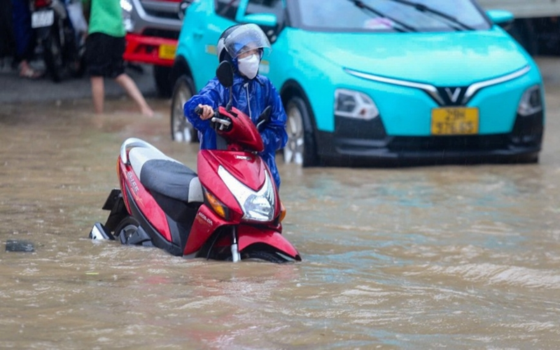 Thời tiết hôm nay (10-9): Ba miền có mưa dông, nhiều nơi mưa to đến rất to