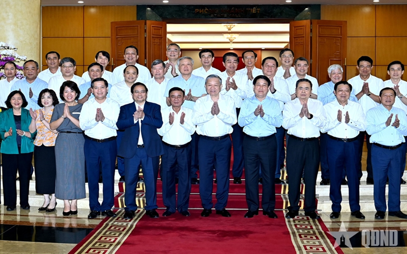 Tổng Bí thư Tô Lâm chủ trì cuộc làm việc của Bộ Chính trị với Ban Thường vụ Đảng ủy các cơ quan Đảng Trung ương