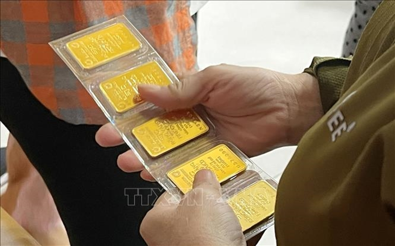 Chính phủ yêu cầu Bộ Tài chính, Ngân hàng Nhà nước báo cáo tình hình, giải pháp quản lý thị trường tiền tệ, vàng trước ngày 14/9