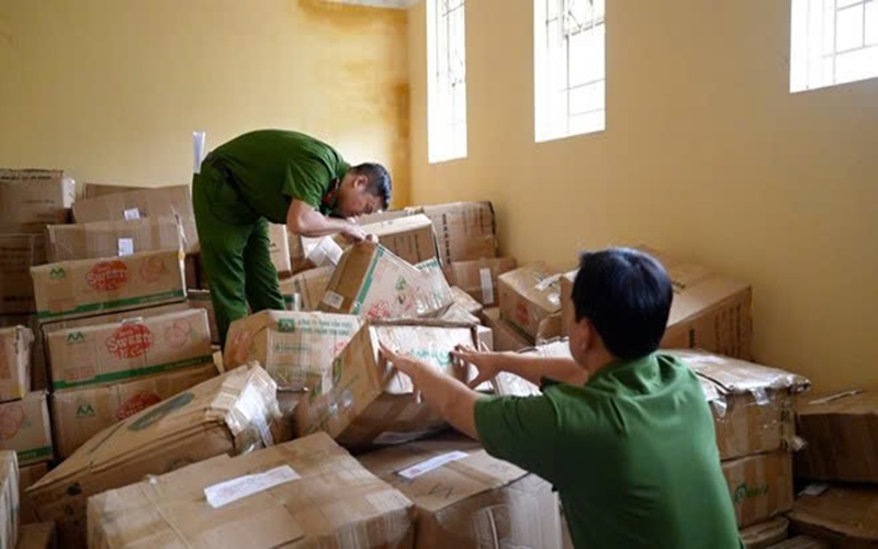Lào Cai: Khởi tố bổ sung Tổng Giám đốc Công ty Cổ phần Dược phẩm ABI Pharma về tội “Sản xuất, buôn bán hàng giả là thực phẩm”.