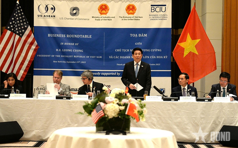 Chủ tịch nước Lương Cường dự tọa đàm với các doanh nghiệp Hoa Kỳ