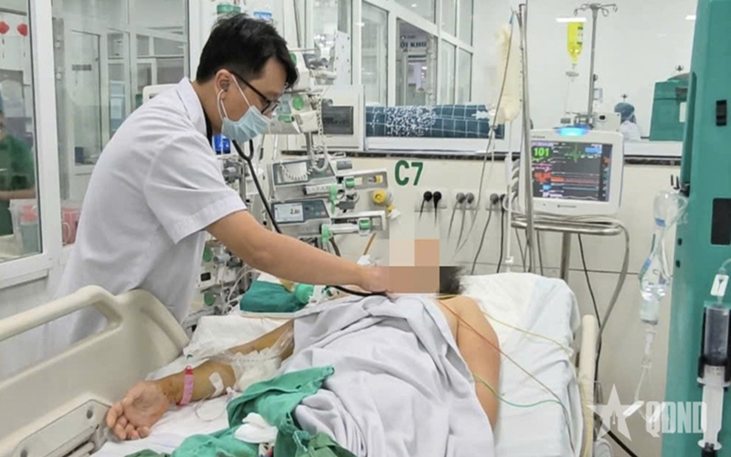 Sốt xuất huyết có thể gây suy tạng, nguy cơ tử vong cao