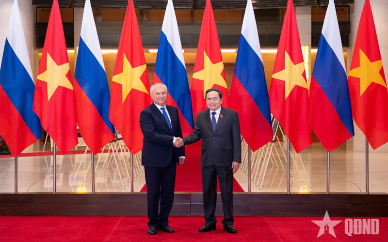 Chủ tịch Quốc hội Trần Thanh Mẫn đón và hội đàm Chủ tịch Duma Quốc gia Quốc hội Liên bang Nga Vyacheslav Volodin