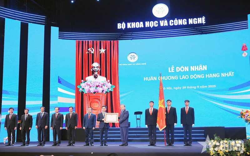 Tổng Bí thư Tô Lâm dự Lễ kỷ niệm 80 năm ngành Bưu chính và Viễn thông, 66 năm ngành Khoa học và Công nghệ
