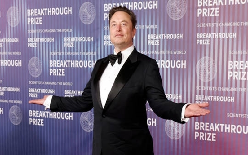Tỷ phú Elon Musk là người đầu tiên trên thế giới có khối tài sản 500 tỷ USD