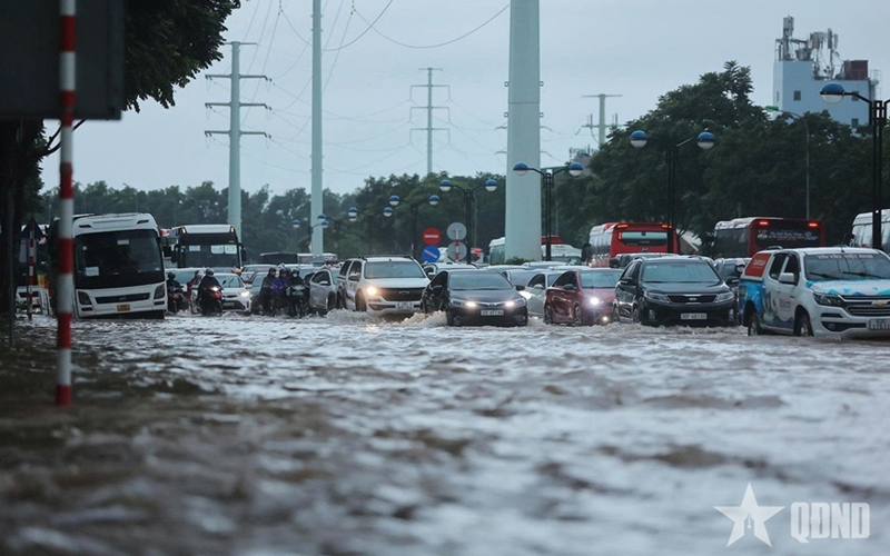 Những điểm còn ngập úng ở Hà Nội sáng 2-10
