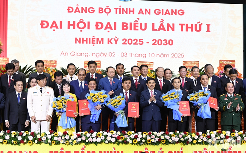 Đồng chí Nguyễn Tiến Hải giữ chức Bí thư Tỉnh ủy An Giang