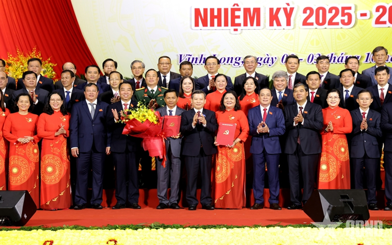 Đồng chí Trần Văn Lâu giữ chức Bí thư Tỉnh ủy Vĩnh Long, nhiệm kỳ 2025 - 2030