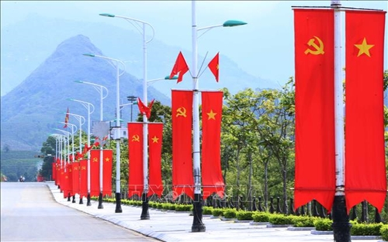 Bộ Chính trị, Ban Bí thư chỉ đạo thực hiện nhiệm vụ trọng tâm của tổ chức cơ sở đảng