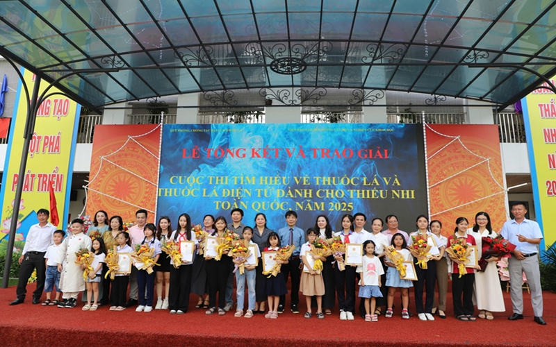 Tổng kết, trao giải hai cuộc thi thiếu nhi phòng, chống tác hại của thuốc lá