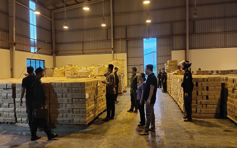 Phú Thọ: Khởi tố Giám đốc Công ty TNHH PCCC Tomoken Việt Nam về tội sản xuất số lượng lớn bình chữa cháy giả