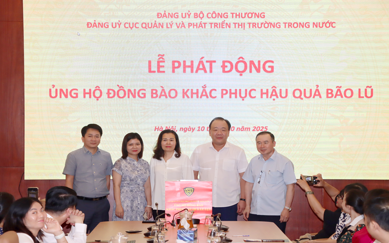 Cục Quản lý và Phát triển thị trường trong nước phát động ủng hộ đồng bào bị ảnh hưởng bão lũ