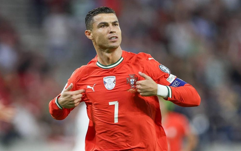 Tin thể thao (15-10): Ronaldo lập cú đúp, tuyển Nhật Bản tạo “địa chấn”
