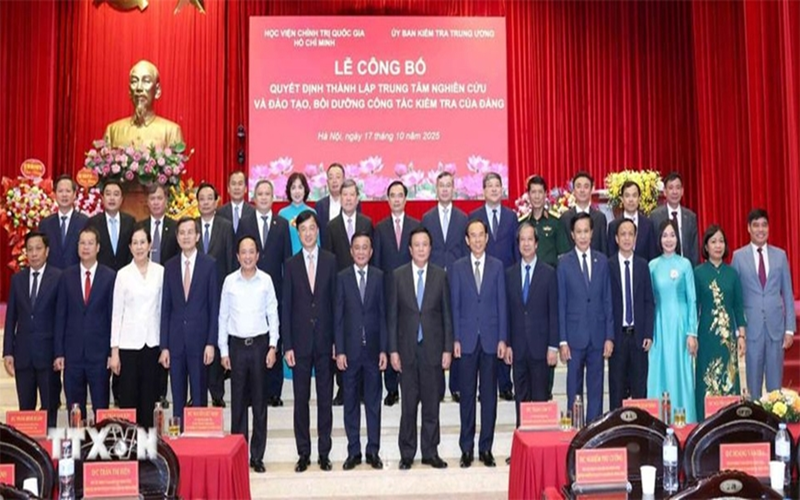 Công bố Quyết định thành lập trung tâm đào tạo công tác kiểm tra của Đảng hướng tới chuẩn mực, chuyên sâu