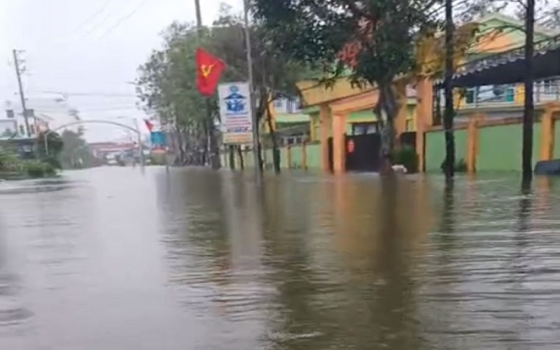 Hà Tĩnh: Hơn 18.400 học sinh vẫn phải nghỉ học do mưa lũ