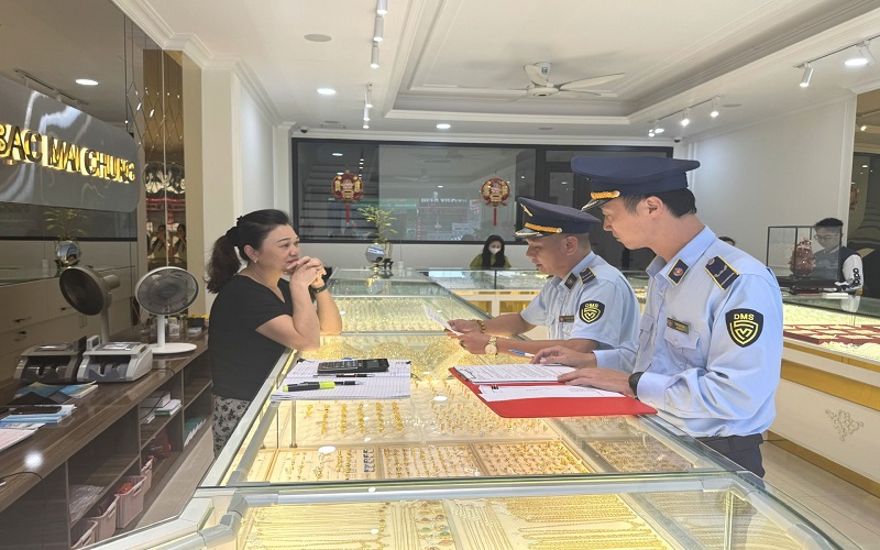 Lạng Sơn: Siết chặt quản lý thị trường, tăng cường chống buôn lậu và gian lận thương mại